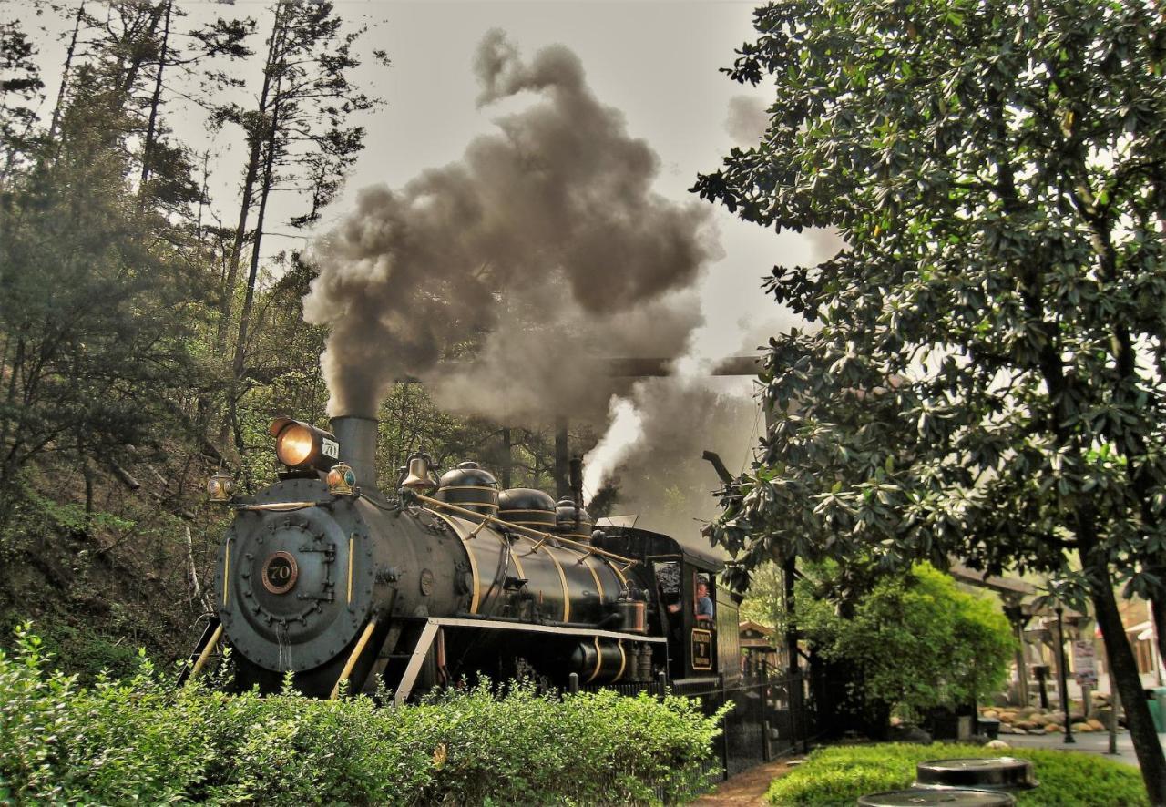 A Happy Cottage- Get 951 Worth Of Free Area Attraction Tickets For Each Paid Day! Pigeon Forge Ngoại thất bức ảnh